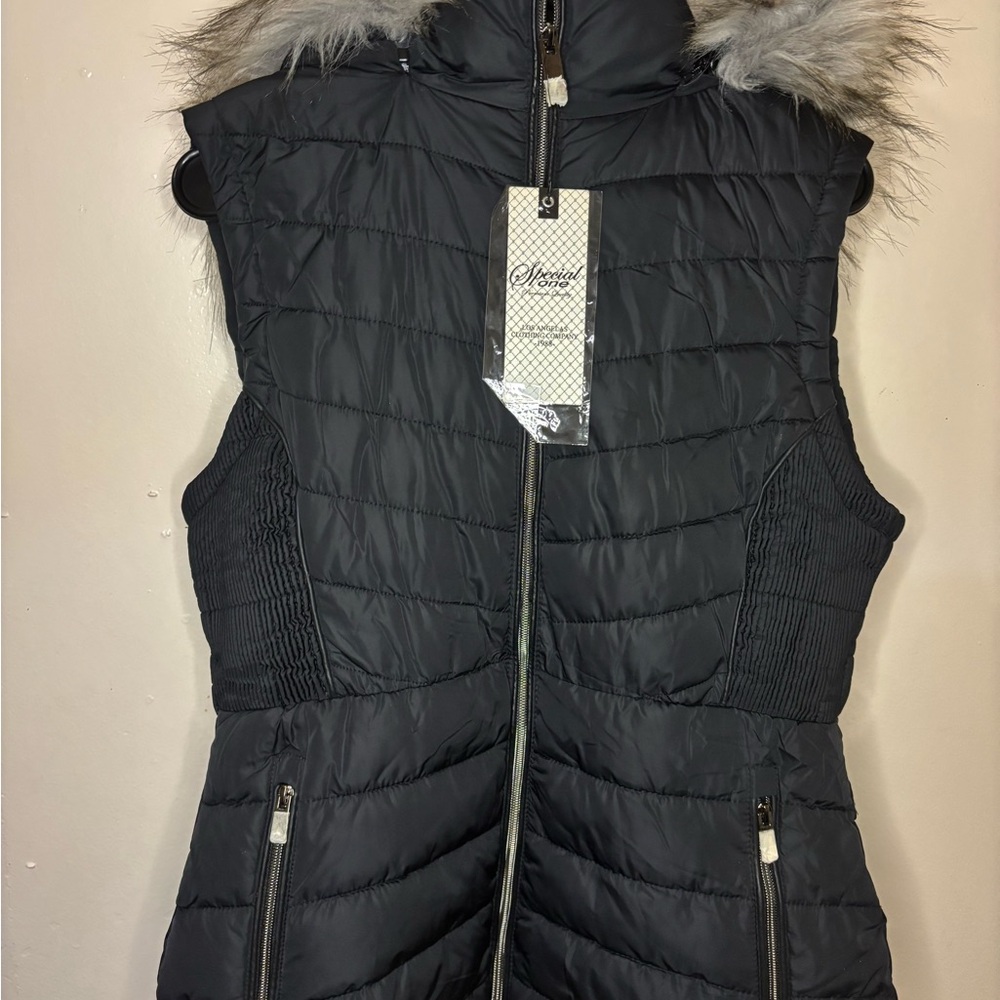 Special one Vest with Faux Fur Trim